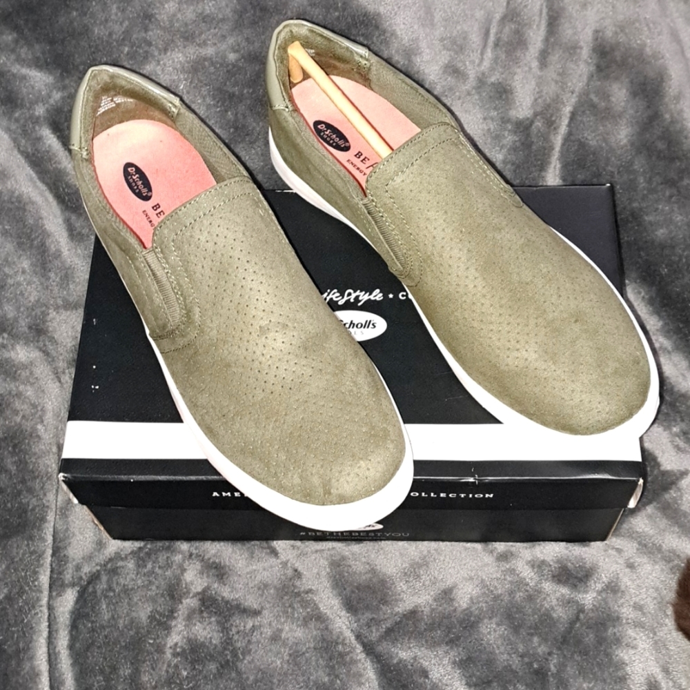 Dr. Scholls size 10M New in box